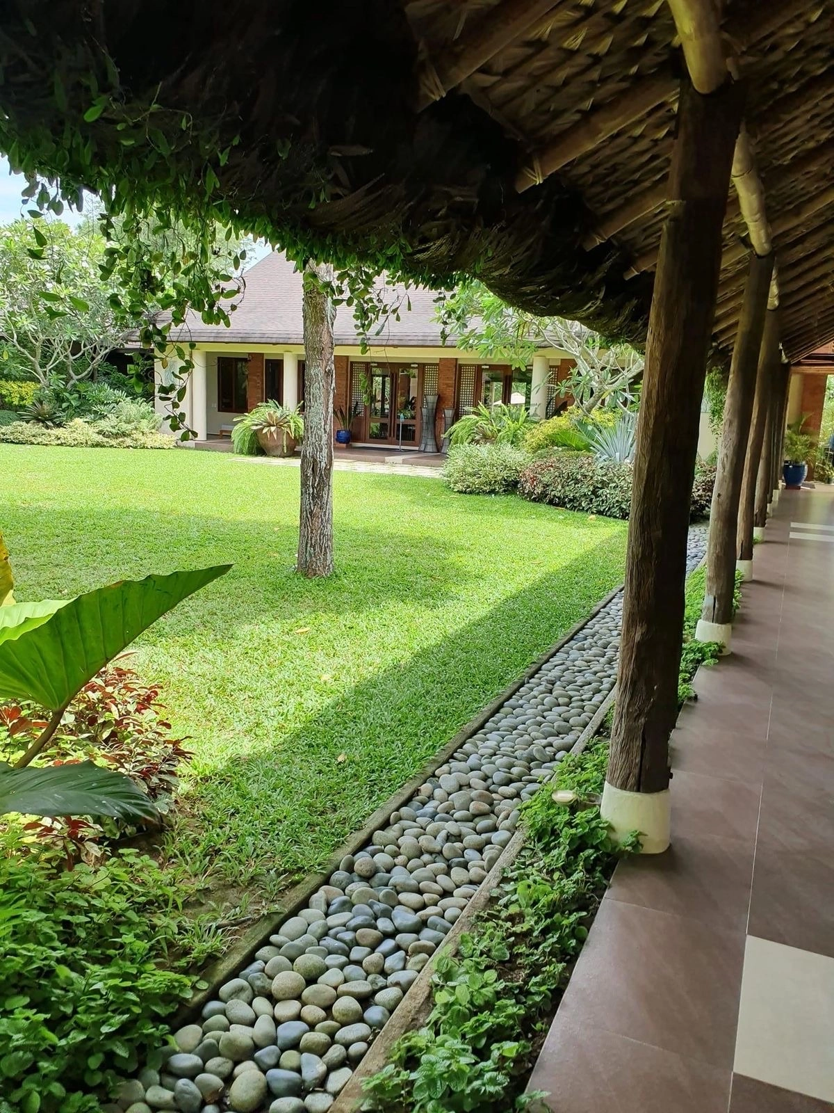Modern Resort - Image 70 of 108